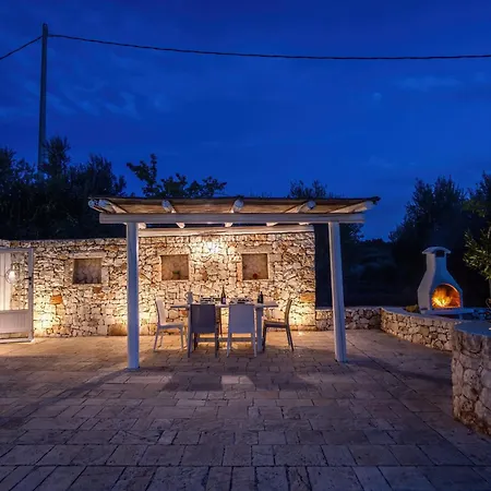 Trullolive By Trullicervarolo Tatil Evi Ostuni